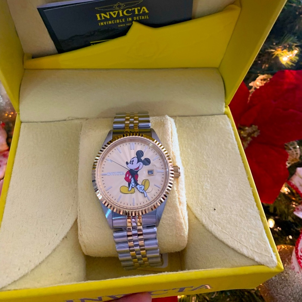 INVICTA DISNEY WATCH